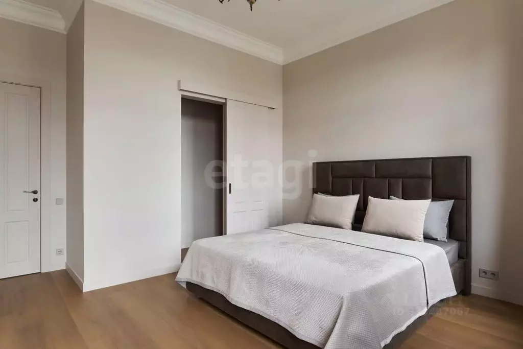 1-к кв. Санкт-Петербург ул. Володи Ермака, 10 (58.0 м) - Фото 1