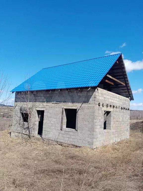 Дом 100 м на участке 10 сот. - Фото 0