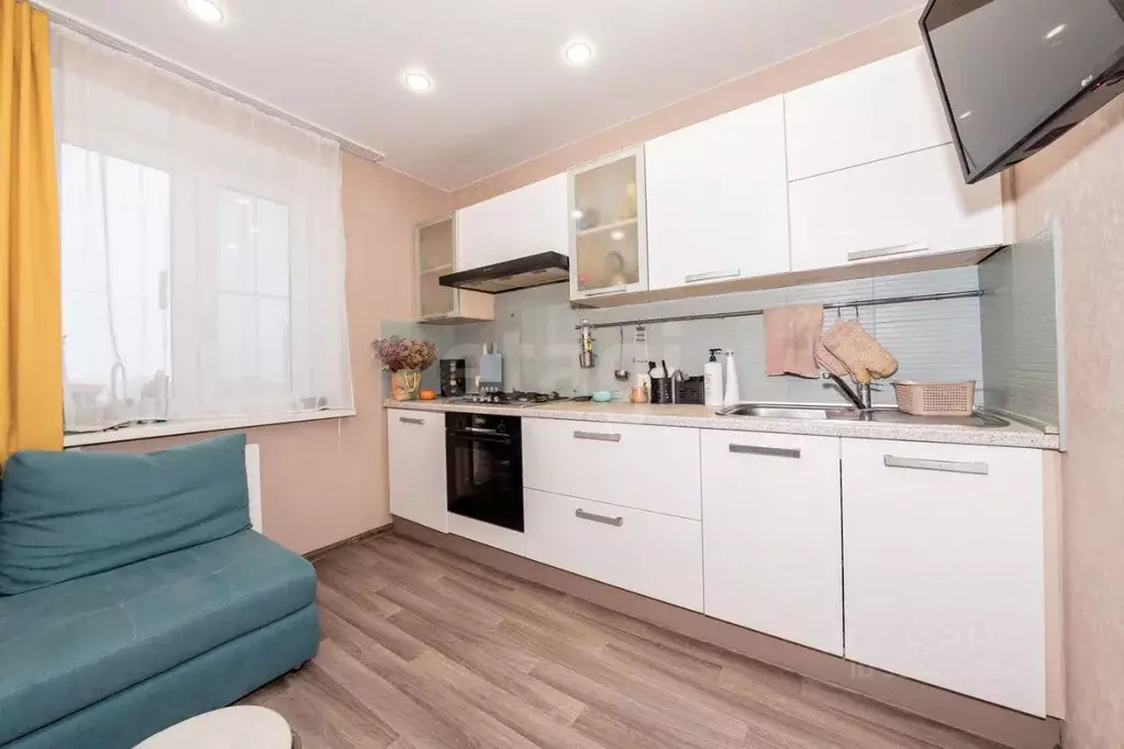 3-к кв. Вологодская область, Череповец Остинская ул., 40 (67.1 м) - Фото 0
