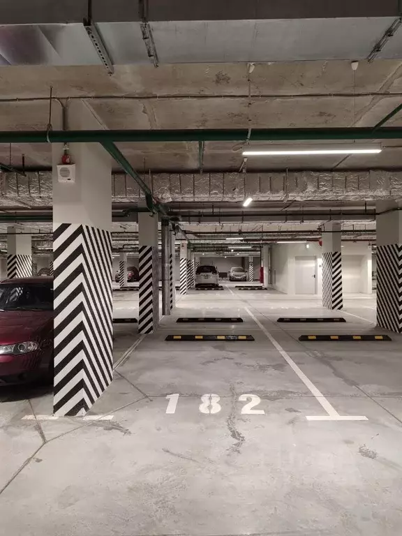 Гараж в Московская область, Ленинский городской округ, пос. Битца ... - Фото 1