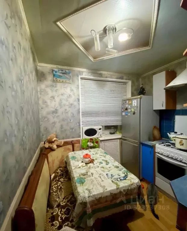 2-к кв. Саратовская область, Петровск ул. Ломоносова, 5 (43.0 м) - Фото 2