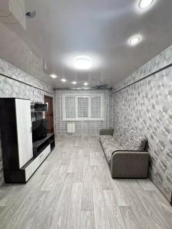 3-к. квартира, 60 м, 1/5 эт. - Фото 0