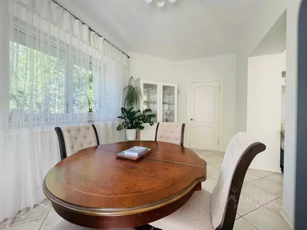 Дом в Татарстан, Казань ул. Алтан (400 м) - Фото 1