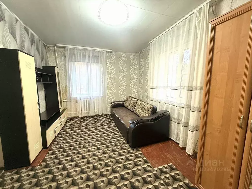 2-к кв. Ленинградская область, Тихвинское городское поселение, пос. ... - Фото 1