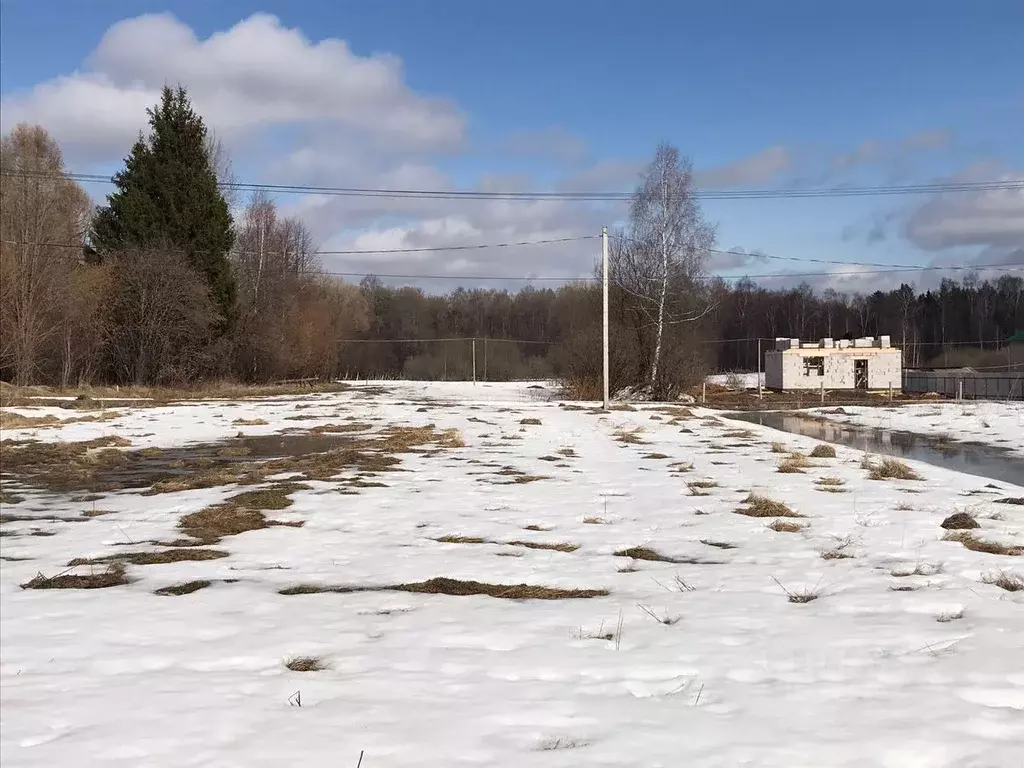 Участок в Московская область, Можайский городской округ, д. Кожухово . - Фото 0