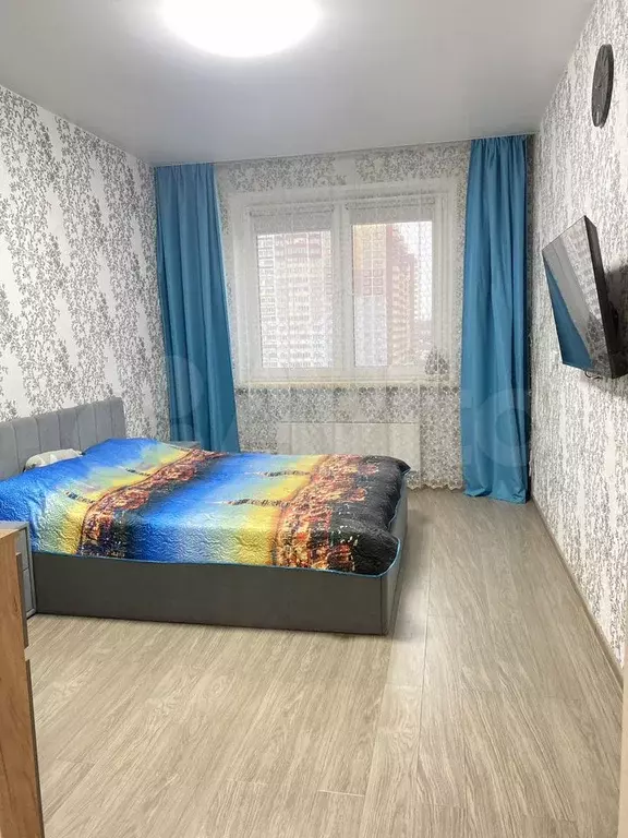 3-к. квартира, 74 м, 8/17 эт. - Фото 0