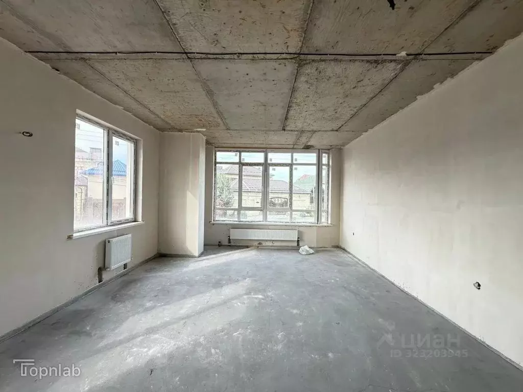 2-к кв. Кабардино-Балкария, Нальчик ул. Атажукина, 11 (88.5 м) - Фото 2