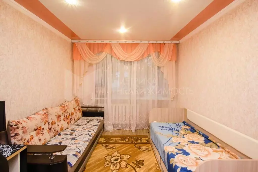 2-к кв. Тюменская область, Тюмень проезд Геологоразведчиков, 38 (47.8 ... - Фото 0