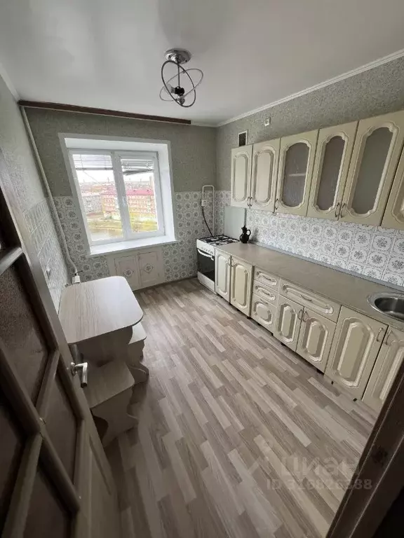 2-к кв. Омская область, Омск Авиационная ул., 143 (47.0 м) - Фото 0