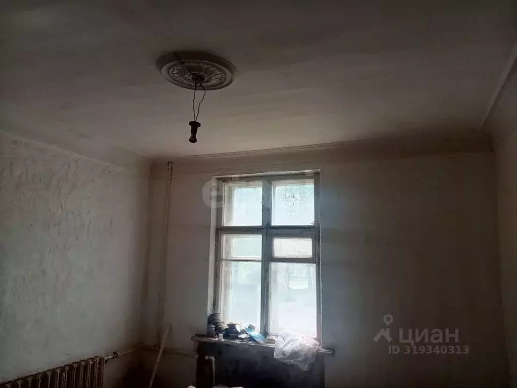 3-к кв. Псковская область, Остров ул. ДОС, 8 (99.1 м) - Фото 1