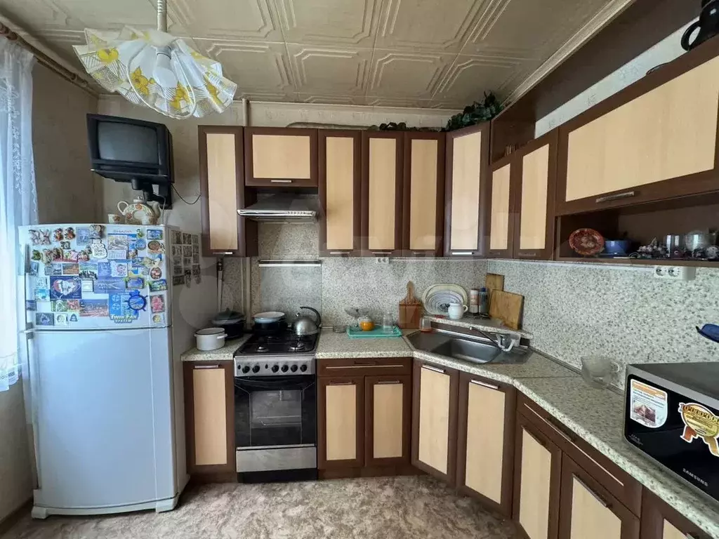 3-к. квартира, 64,6 м, 2/9 эт. - Фото 1