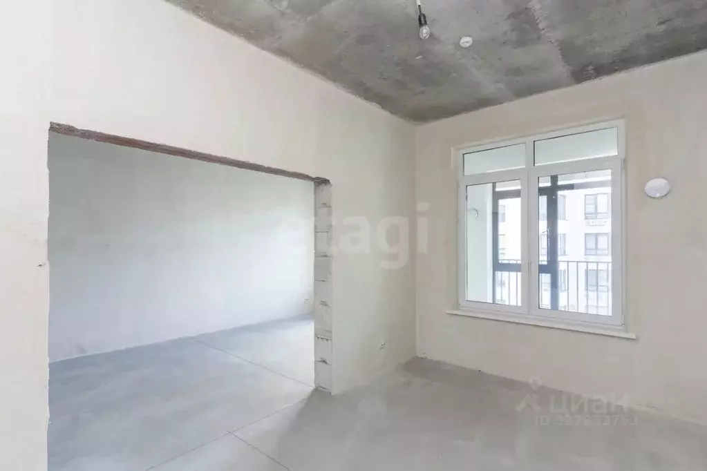 3-к кв. Тюменская область, Тюмень ул. Федюнинского, 30к9 (112.4 м) - Фото 1