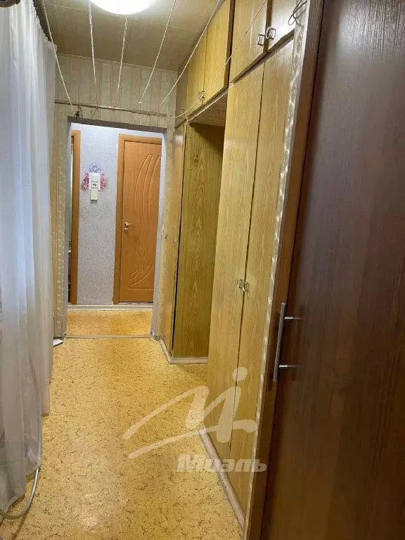 Продается 4-комнатная квартира - Фото 2