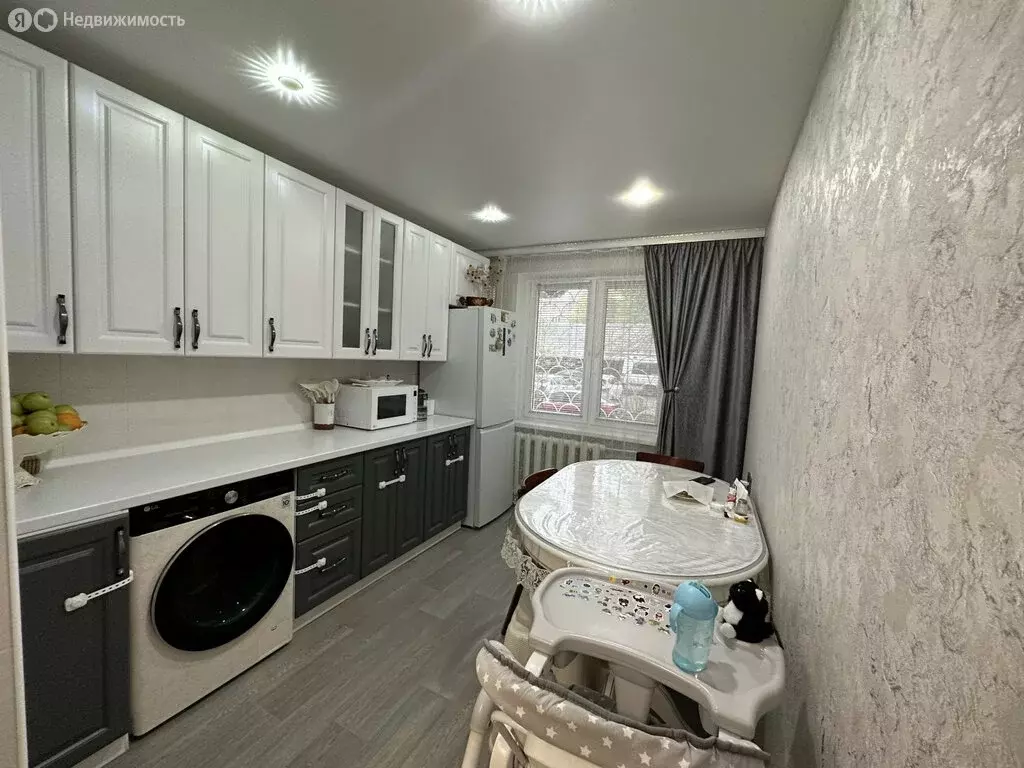 2-комнатная квартира: Владикавказ, Весенняя улица, 16 (57 м) - Фото 0