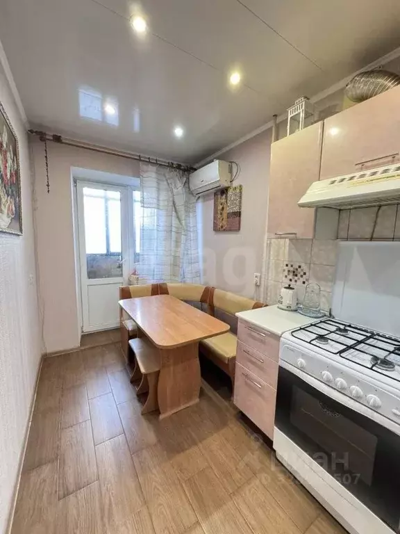 1-к кв. Саратовская область, Саратов Международная ул., 28а (29.8 м) - Фото 1