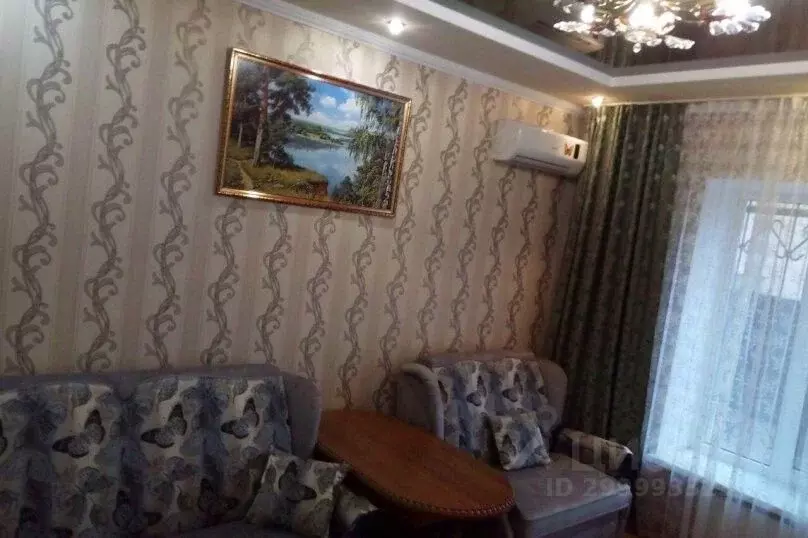 Дом в Крым, Феодосия ул. Русская, 61 (50 м) - Фото 1