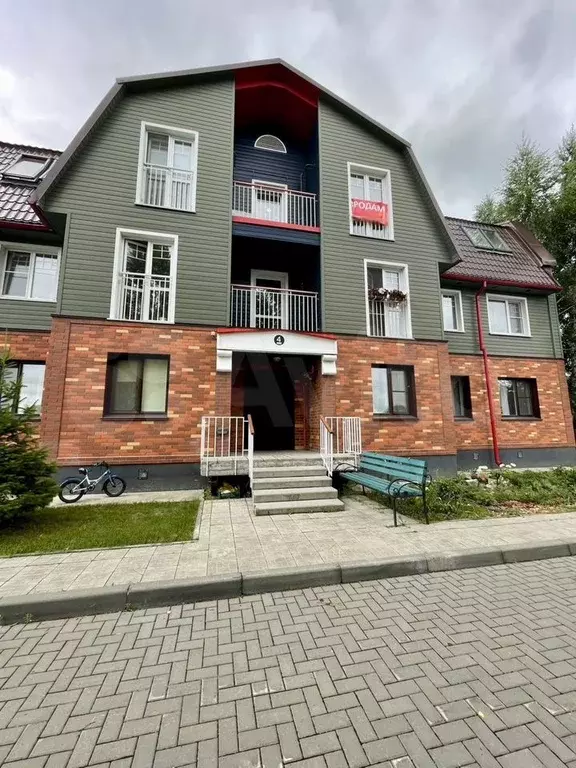 3-к. квартира, 82 м, 3/3 эт. - Фото 1