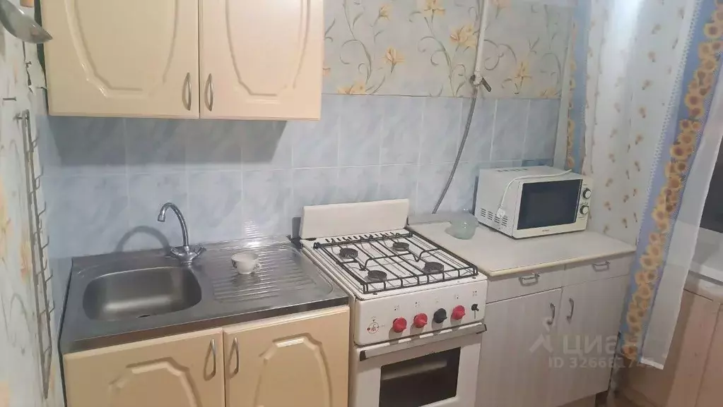 2-к кв. Ленинградская область, Кириши ул. Романтиков, 7 (41.1 м) - Фото 2