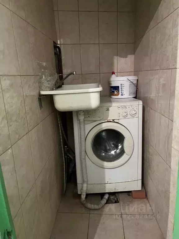 Комната Кемеровская область, Кемерово ул. Сибиряков-Гвардейцев, 1 (8.0 ... - Фото 1