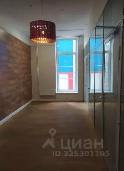 Офис в Москва ул. Арбат, 10 (75 м) - Фото 1