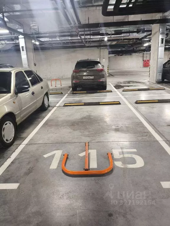 Гараж в Московская область, Красногорск городской округ, Отрадное пгт ... - Фото 1