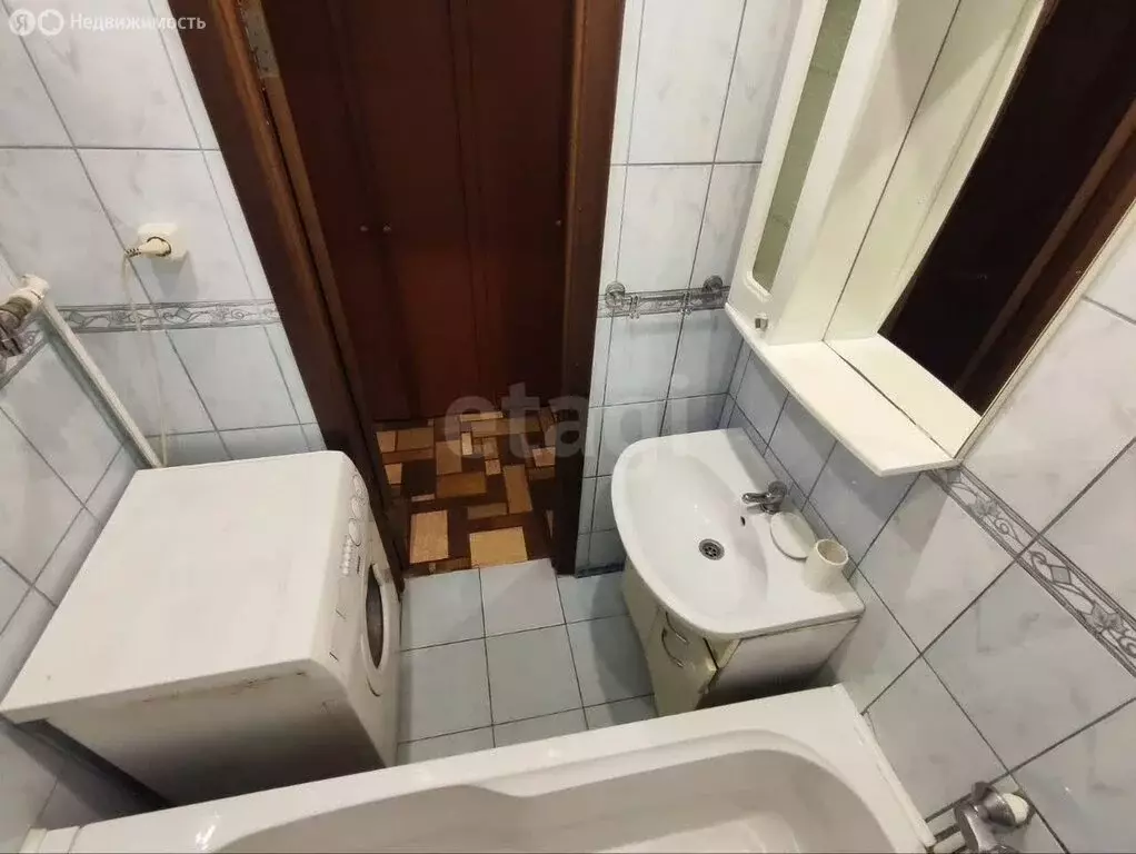 2-комнатная квартира: Рыбинск, улица Суркова, 5 (52.7 м) - Фото 1
