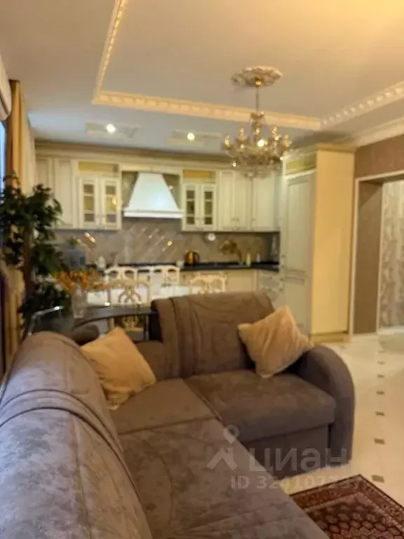 2-к кв. Ярославская область, Рыбинск Введенская ул., 9 (73.0 м) - Фото 0