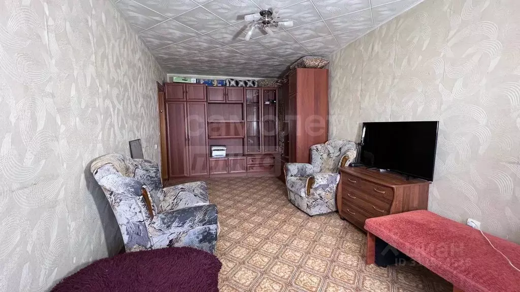 1-к кв. Оренбургская область, Оренбург Парковый просп., 13 (32.6 м) - Фото 0