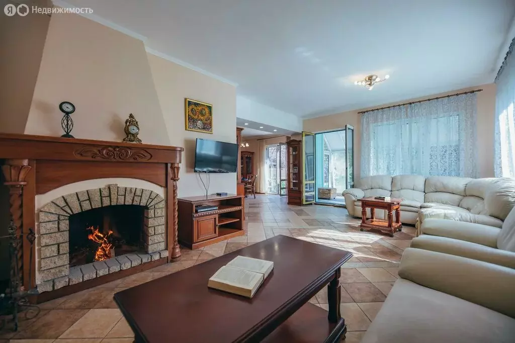 Дом в посёлок Лесное, улица Архитектора Осипова, 19 (187 м) - Фото 1