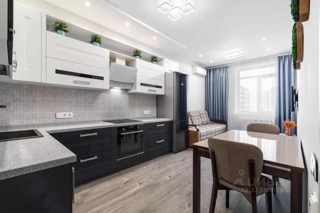 2-к кв. Москва пос. Коммунарка, ул. Липовый Парк, 4к1 (76.5 м) - Фото 1