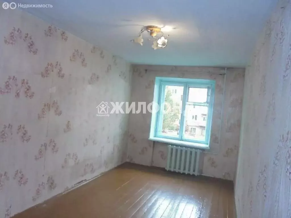 3-комнатная квартира: Кемерово, улица Веры Волошиной, 6А (57.5 м) - Фото 1