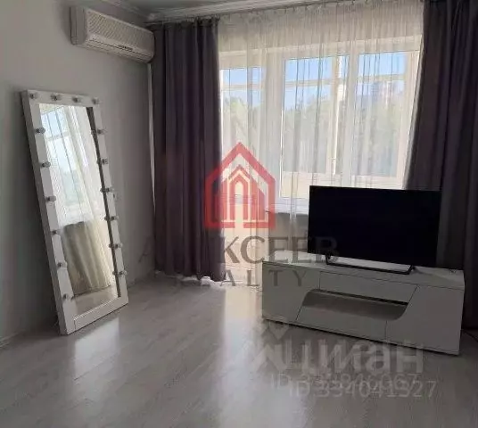 2-к кв. Крым, Симферополь ул. Воровского, 60 (50.1 м) - Фото 1