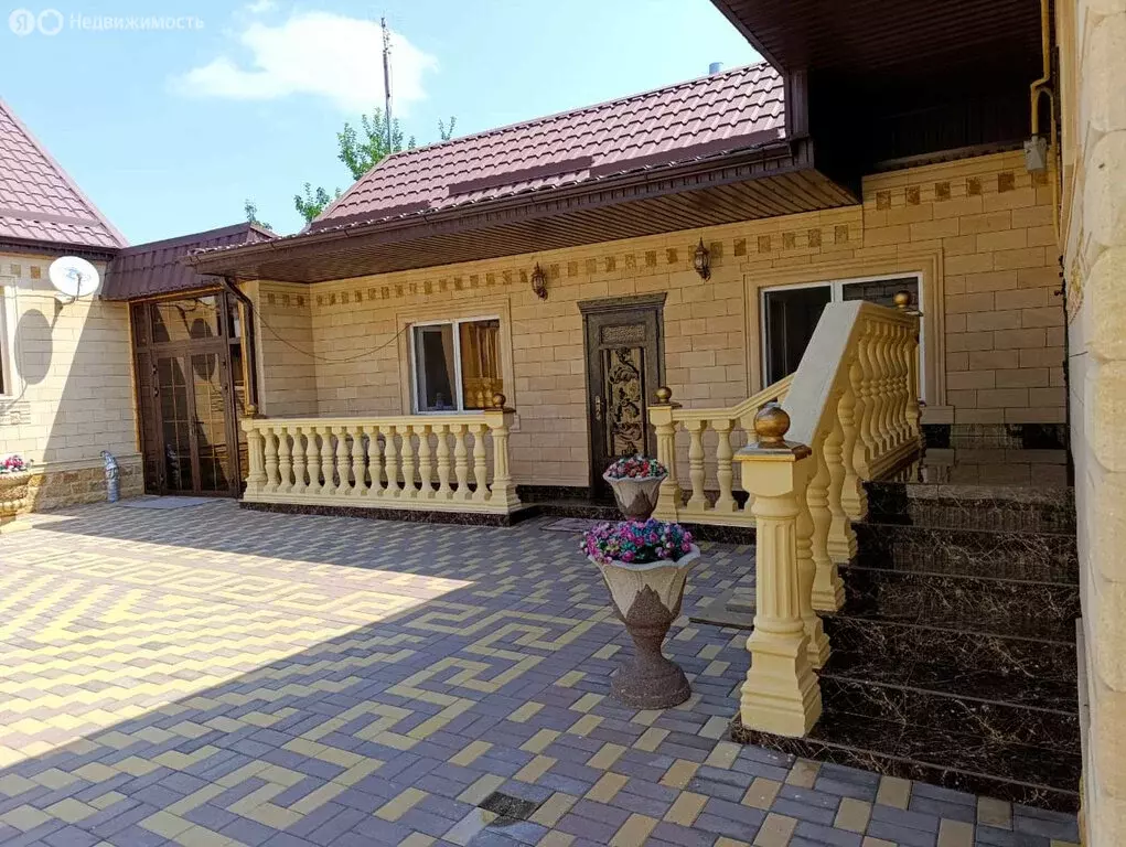 Дом в Баксан, улица Толстого (180 м) - Фото 1