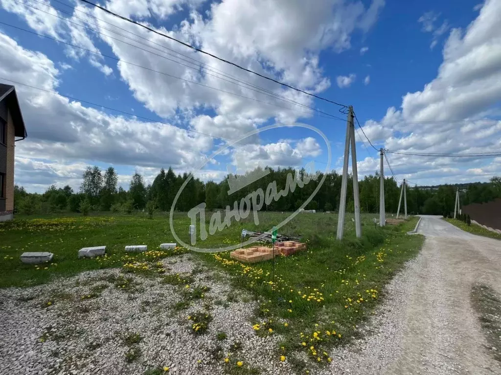 Участок в Калужская область, Калуга городской округ, д. Пучково ул. ... - Фото 0