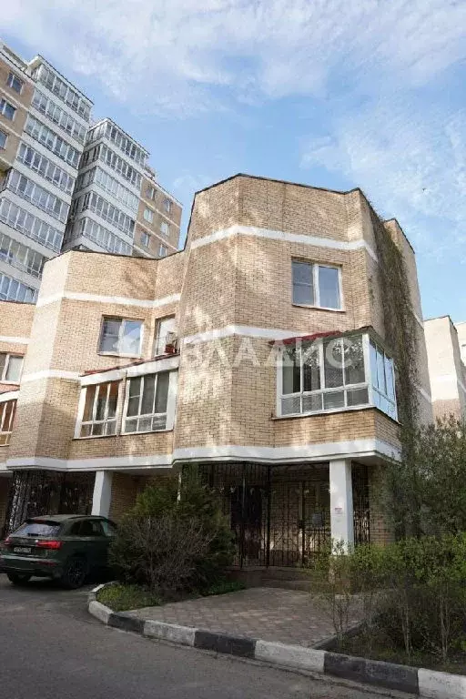 Продается 3-комнатная квартира - Фото 0