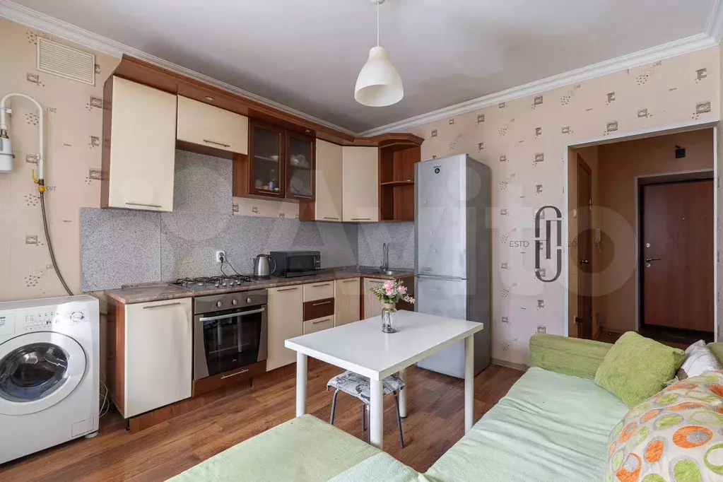 1-к. квартира, 42 м, 2/9 эт. - Фото 1