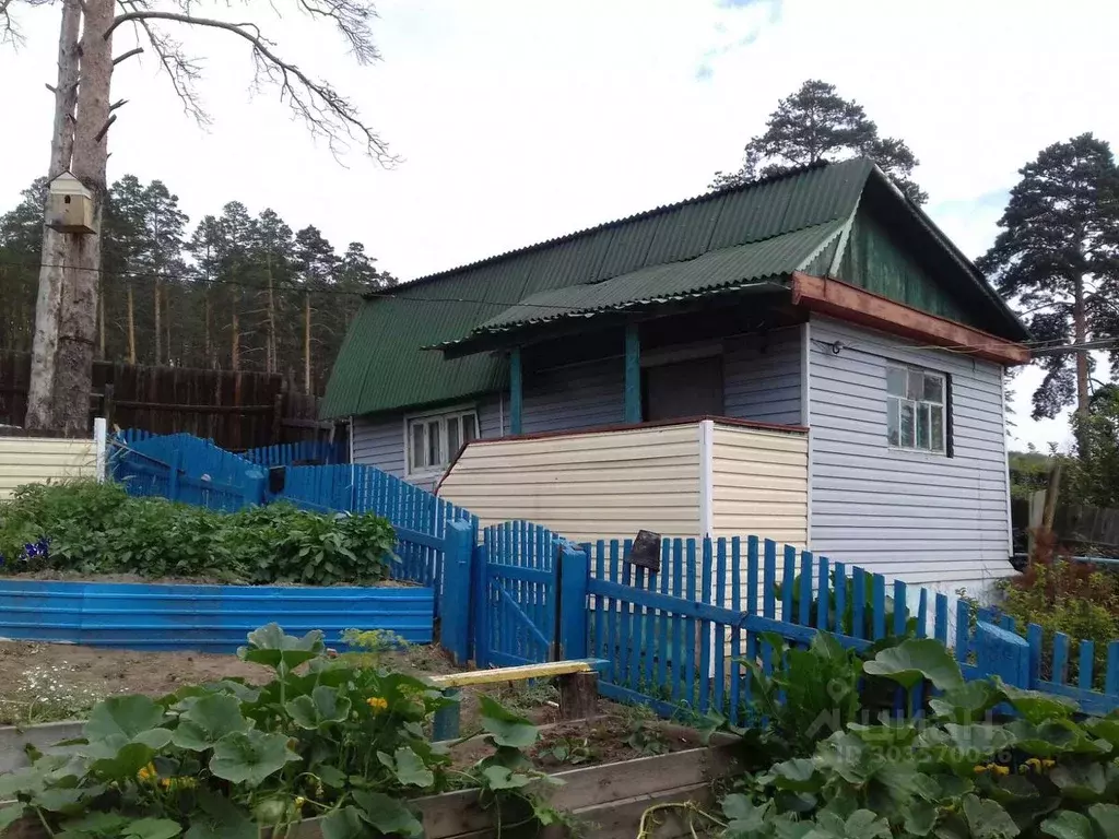 Дом в Бурятия, Улан-Удэ ул. Крамского (30 м) - Фото 1