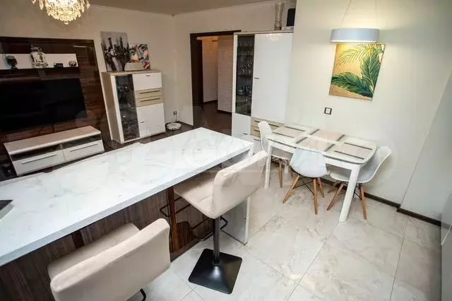 3-к. квартира, 80 м, 13/17 эт. - Фото 0