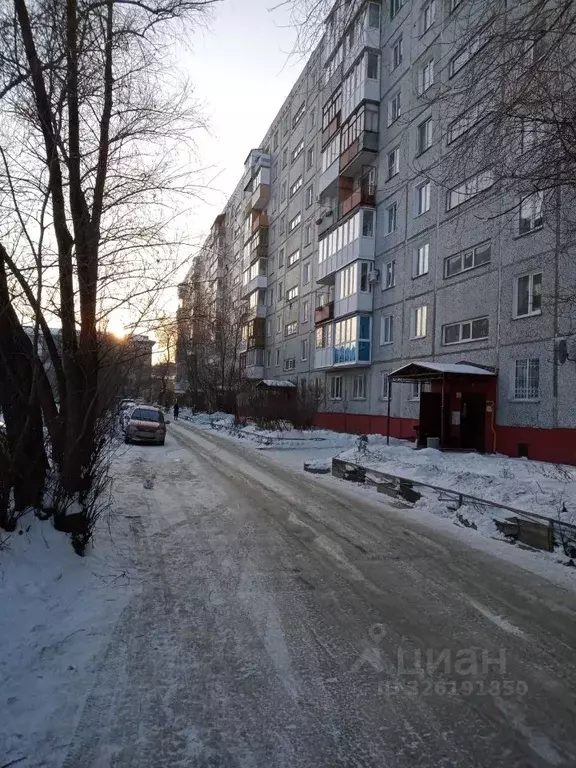 2-к кв. Омская область, Омск ул. 12 Декабря, 112 (43.6 м) - Фото 1