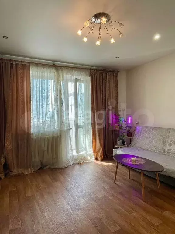 2-к. квартира, 53 м, 5/5 эт. - Фото 0