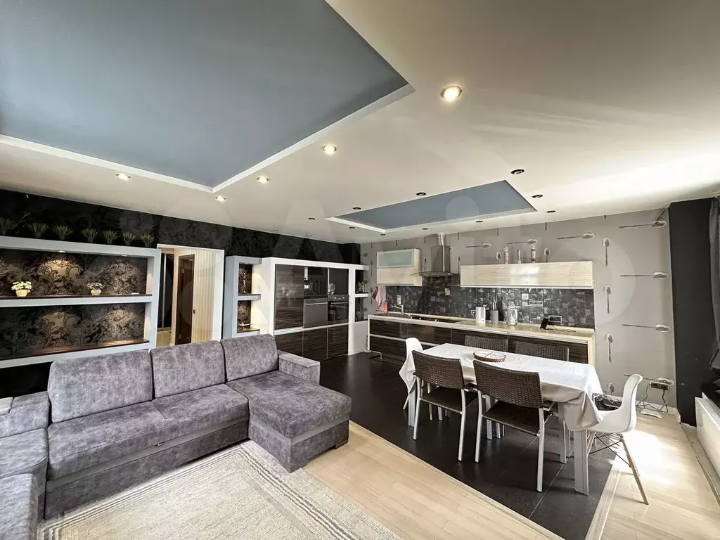 2-к. квартира, 150 м, 4/17 эт. - Фото 1