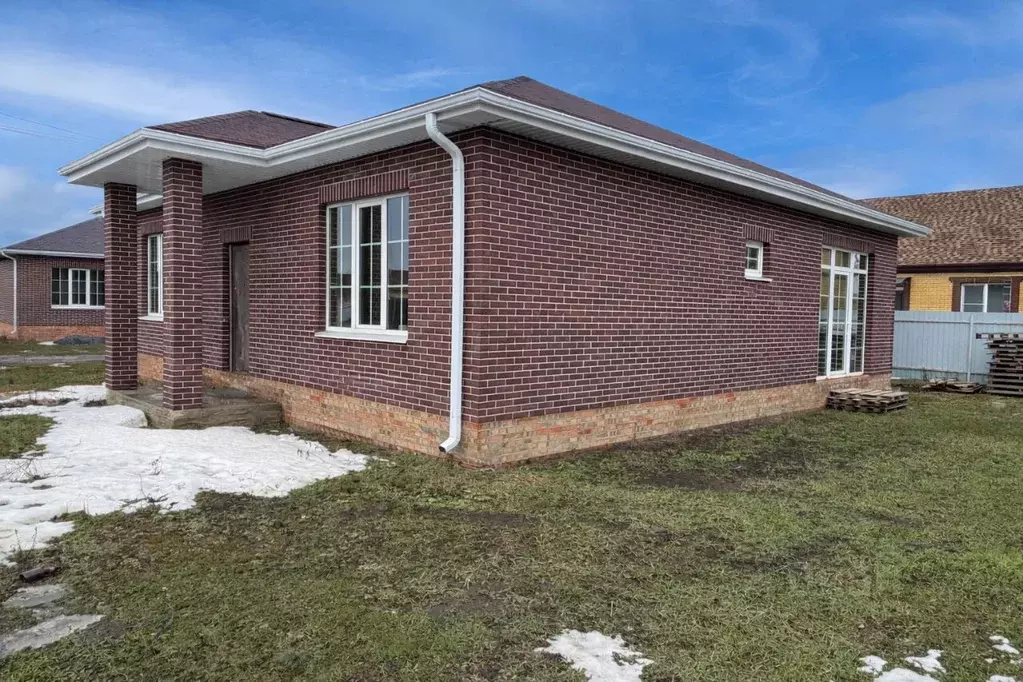 Дом в Ростовская область, Неклиновский район, с. Новобессергеневка ул. ... - Фото 2