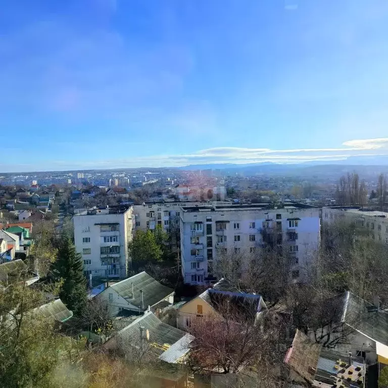 4-к кв. Крым, Симферополь ул. Кечкеметская (85.7 м) - Фото 0