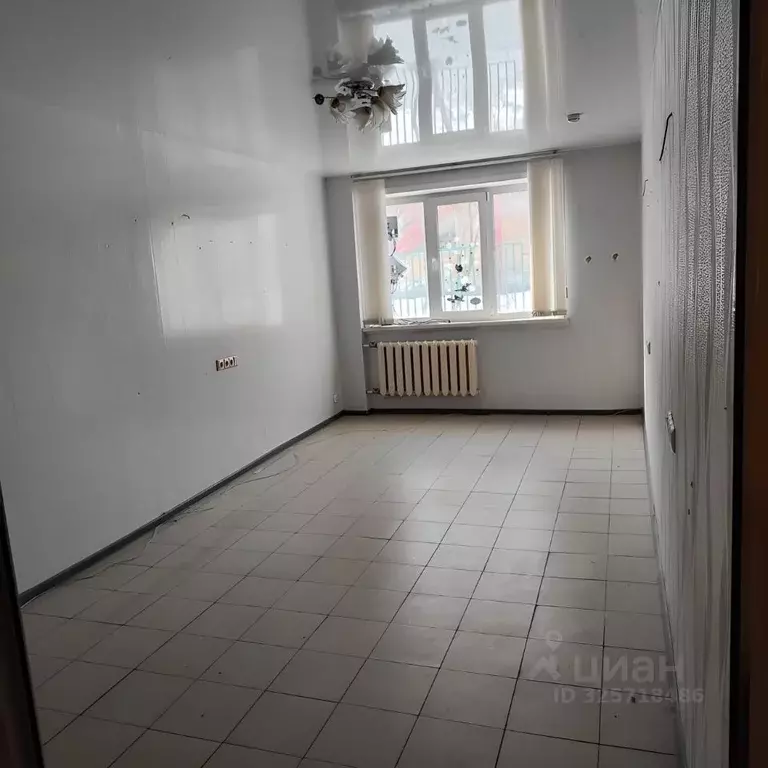 Помещение свободного назначения в Свердловская область, Первоуральск ... - Фото 1