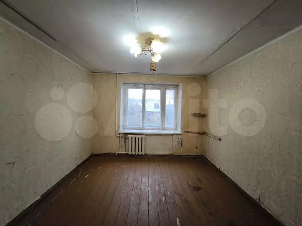 Комната 14 м в 5-к., 2/4 эт. - Фото 1