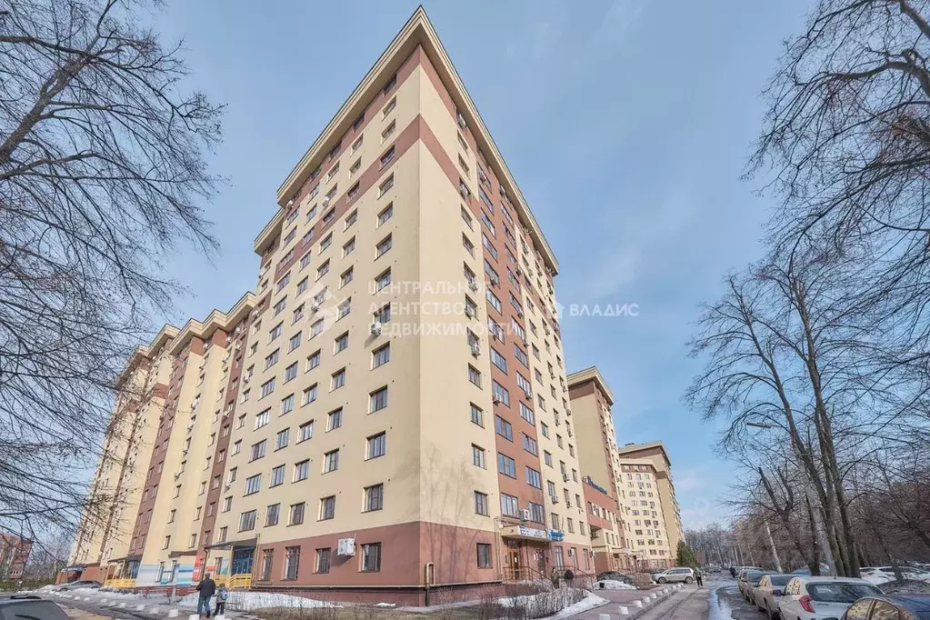 3-к кв. Рязанская область, Рязань Октябрьская ул., 65 (98.7 м) - Фото 1