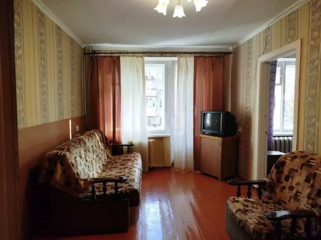 2-к кв. Ленинградская область, Кириши просп. Ленина, 23 (41.3 м) - Фото 1