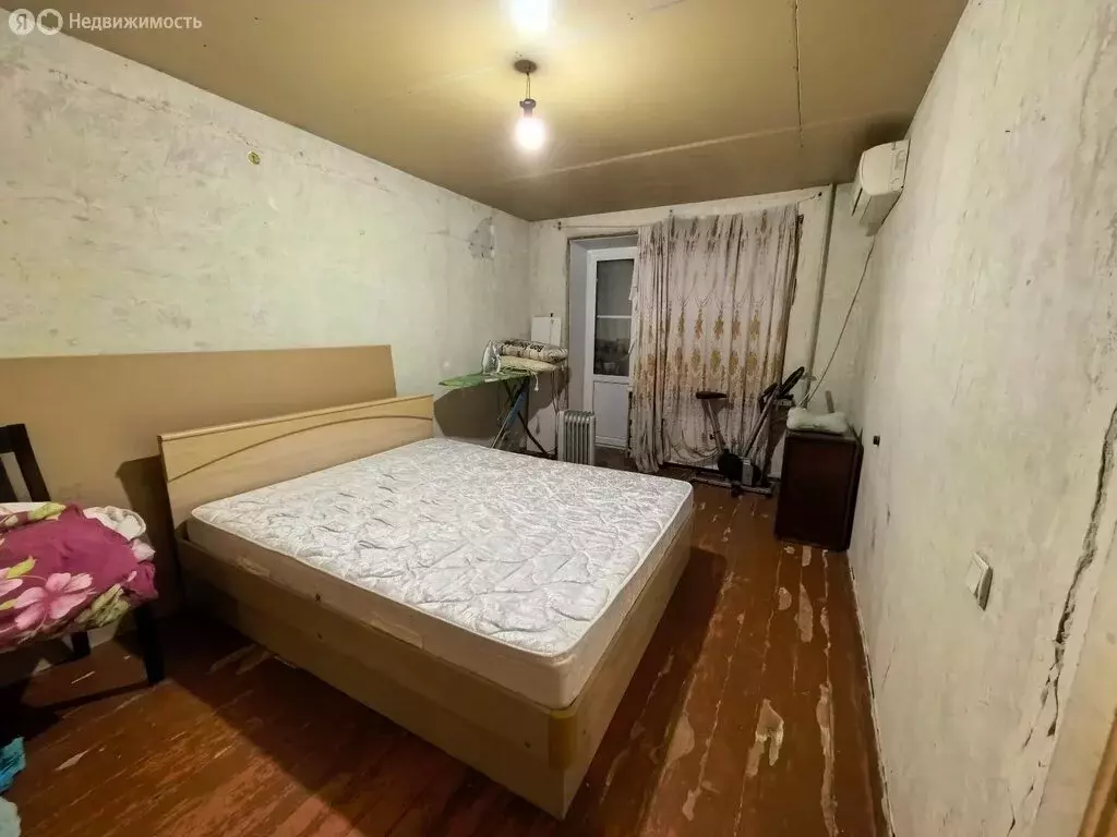 3-комнатная квартира: Волгоград, улица 64-й Армии, 22Б (57.7 м) - Фото 0