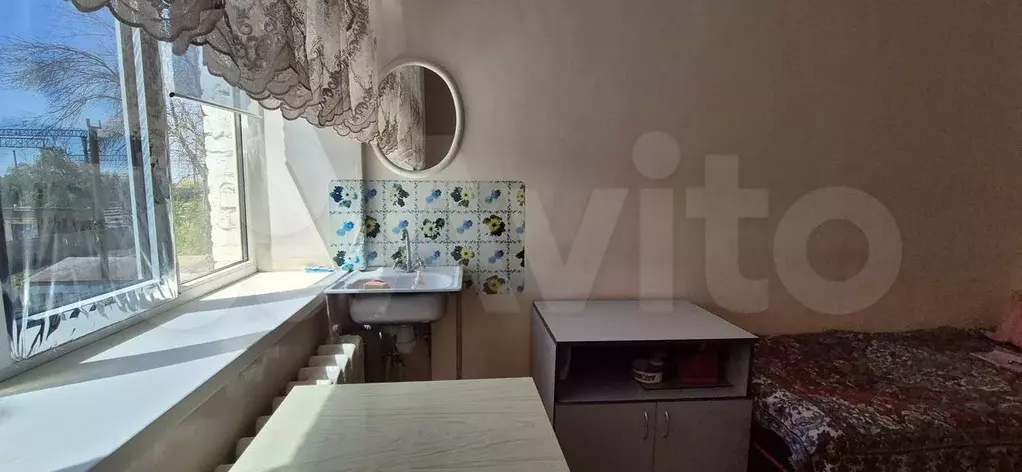 Комната 14 м в 1-к., 2/4 эт. - Фото 1
