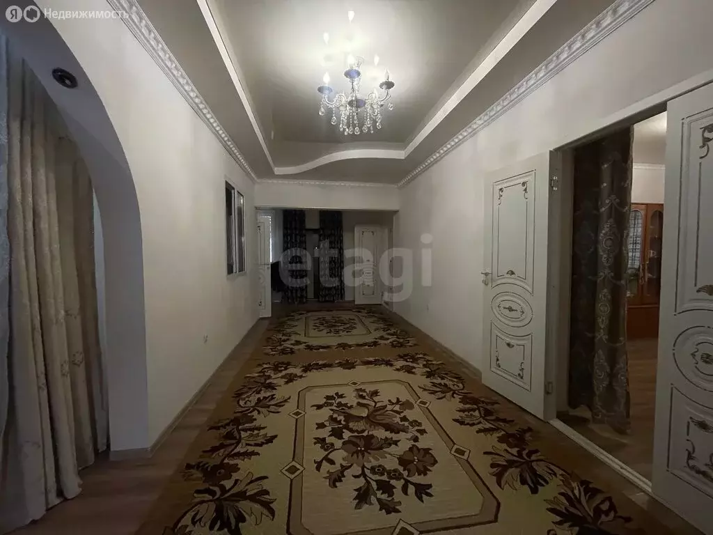 Дом в станица Троицкая, Международная улица (190 м) - Фото 2